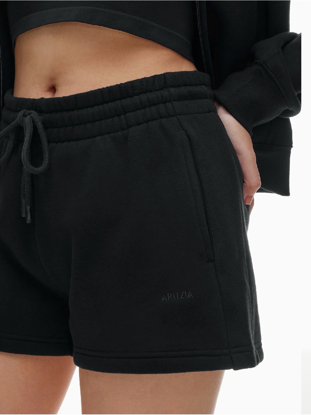Aritzia Black Boyfriend Fit Shorts